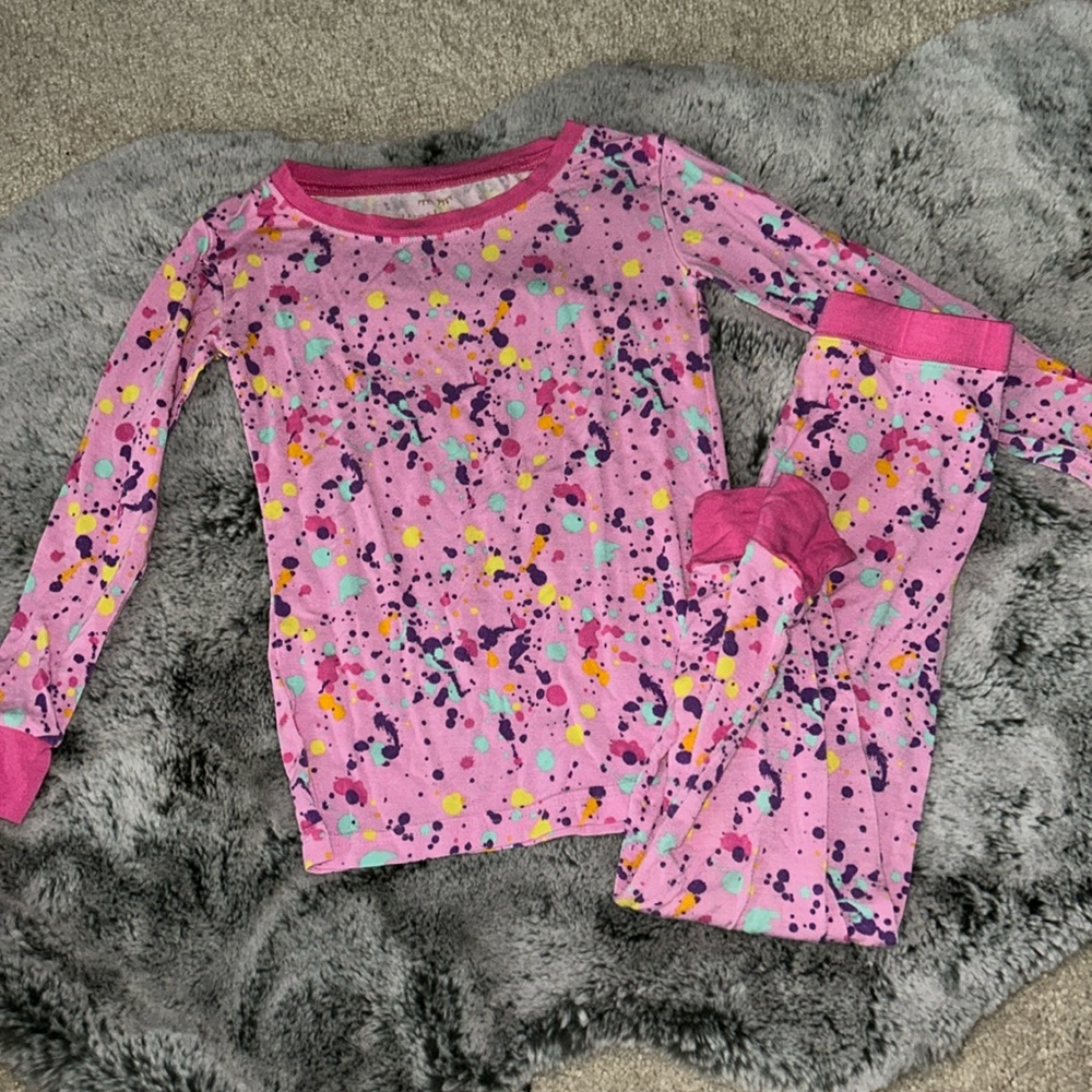 Little Sleepies 3T play condition (pinhole in crotch)